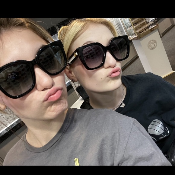 Meet your Posher,Anndrea - Picture 8 of 15